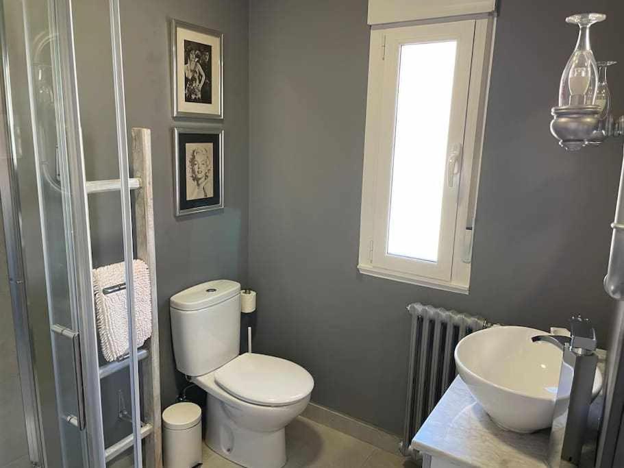 Oak House Oakplacescom ليون المظهر الخارجي الصورة